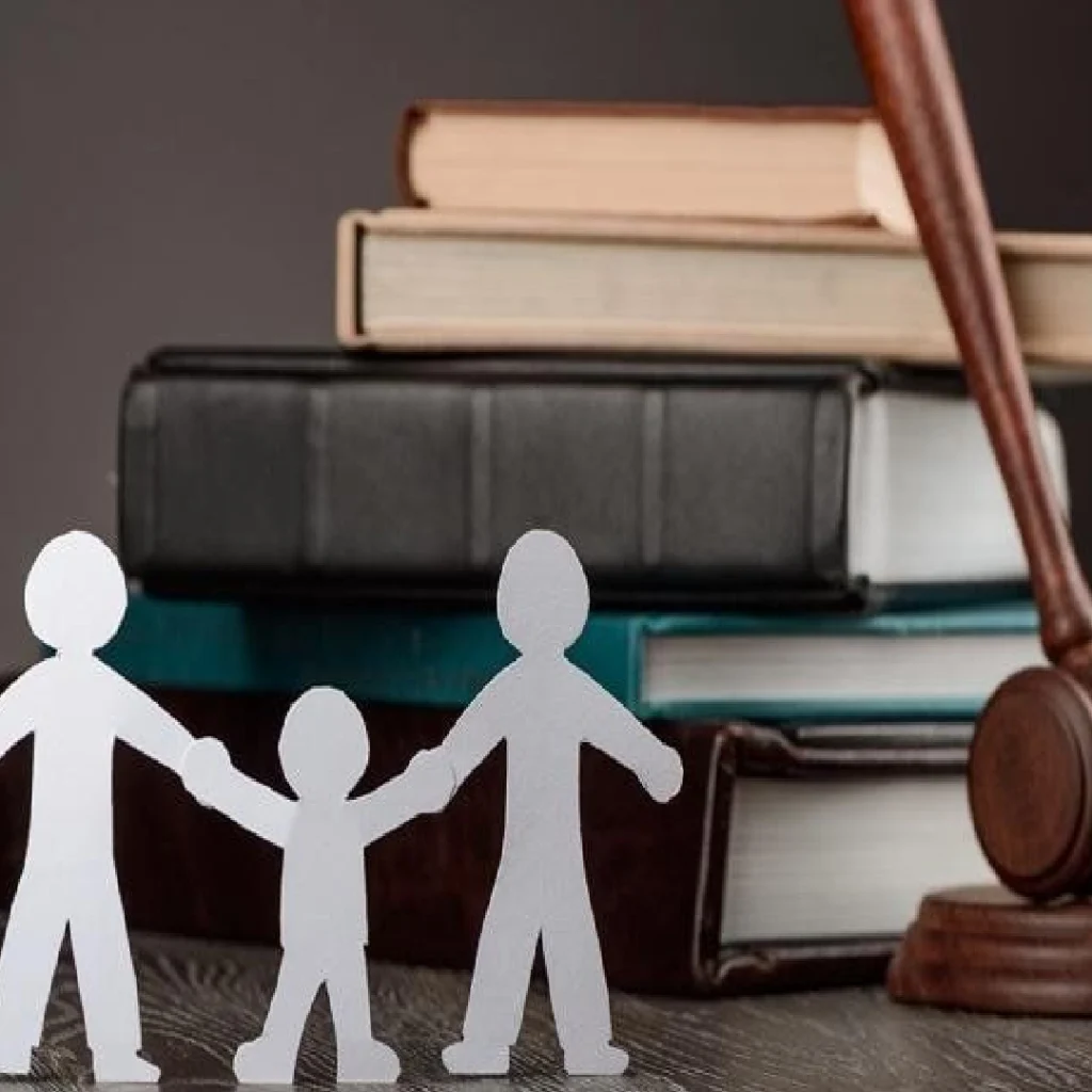 چگونه از وکیل خانواده کمک بگیریم