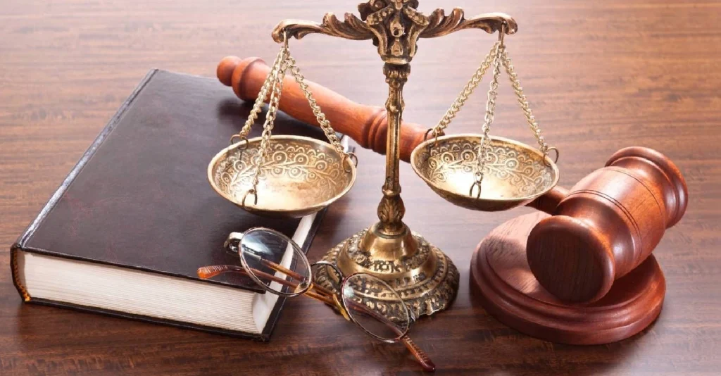 وکیل حقوقی در کرج